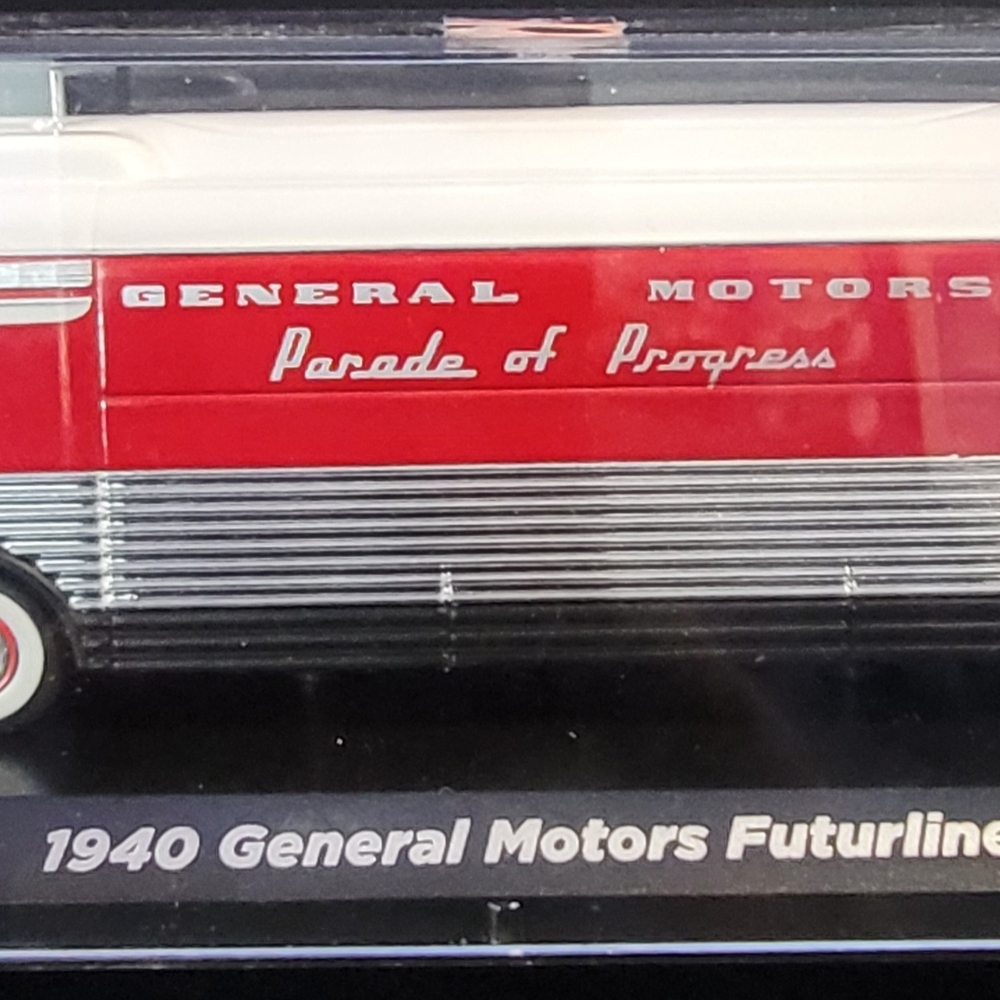 Greenlight 1940 General Motors Futureliner